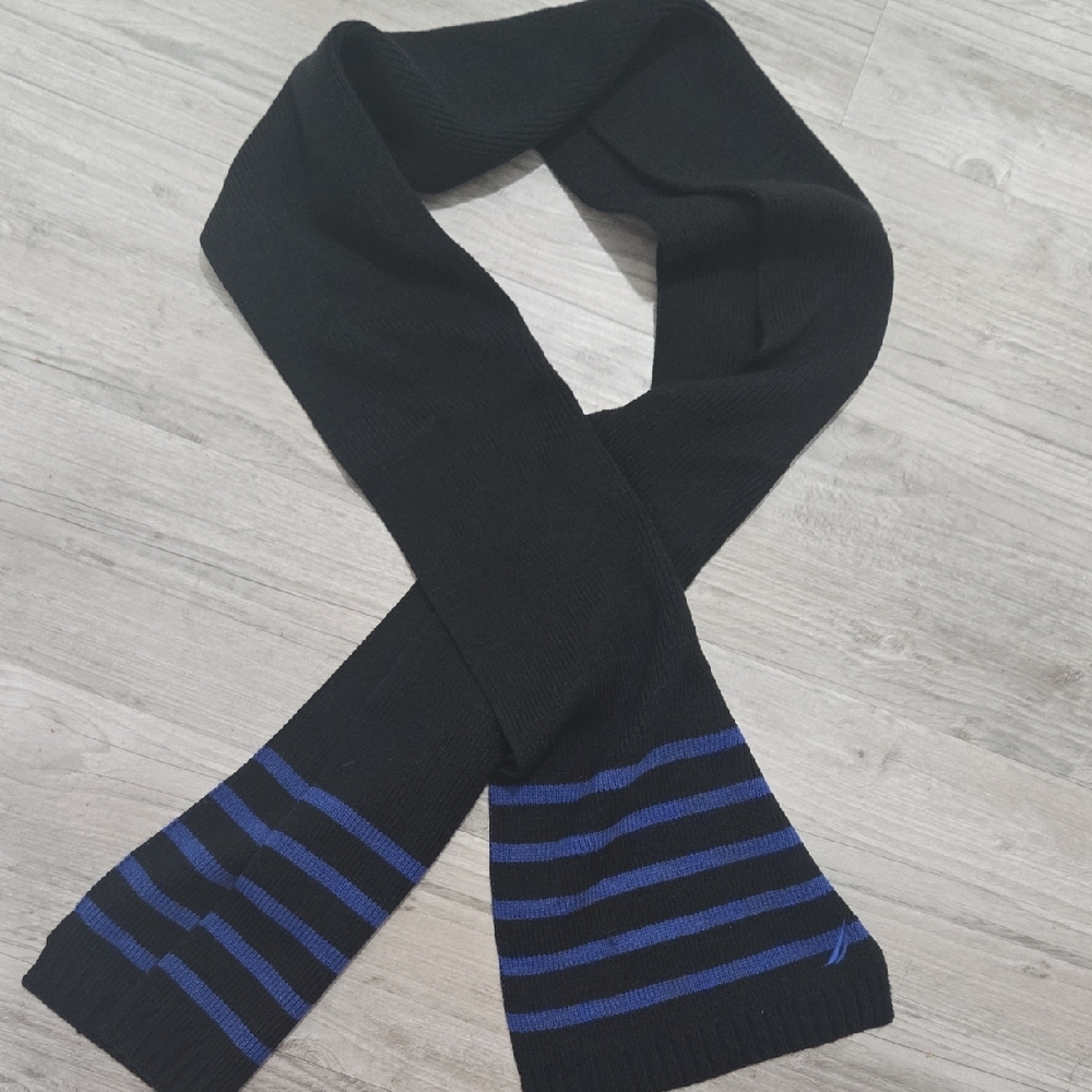 Nautica Men's Scarf in Black with Blue Stripes